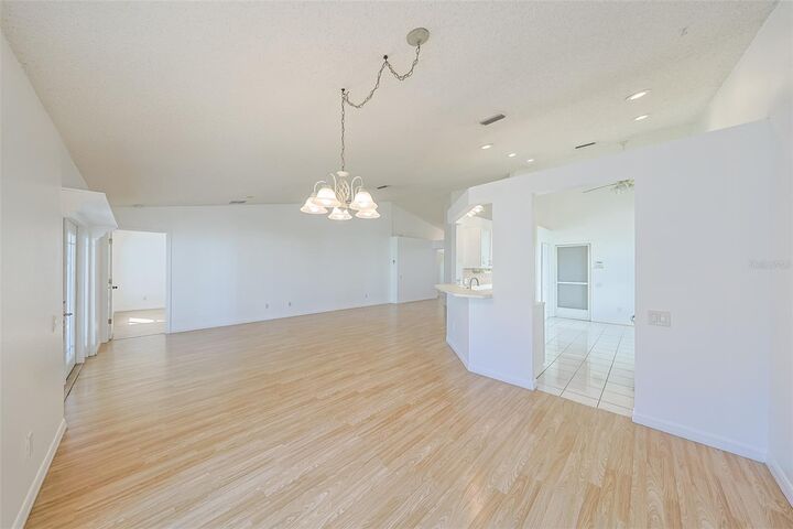 Property Photo:  222 Lakeway Lane  FL 33572 