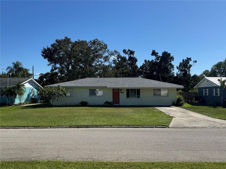 Property Photo:  6907 11th Avenue NW  FL 34209