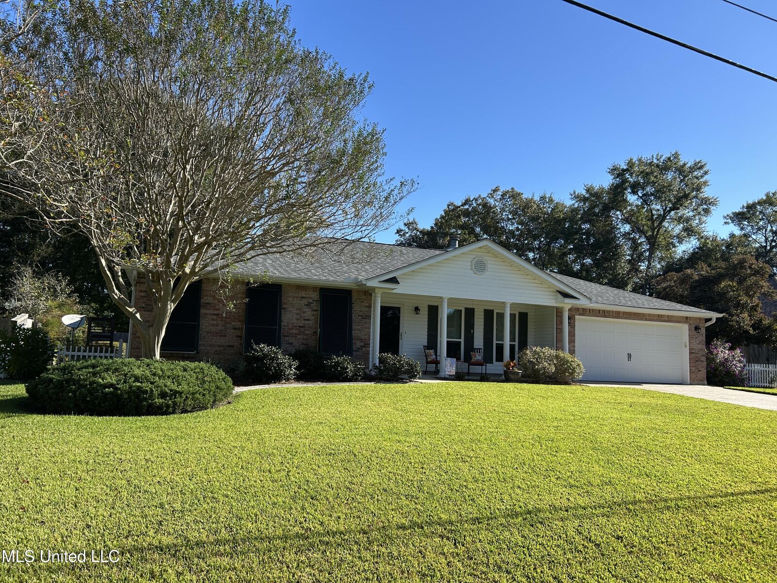 Property Photo:  8716 W Diamondhead Drive  MS 39525