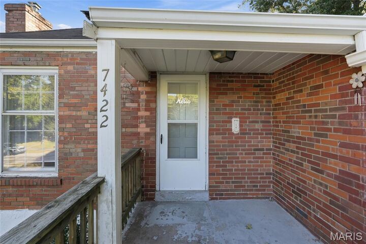 Property Photo:  7422 Leadale Drive  MO 63121