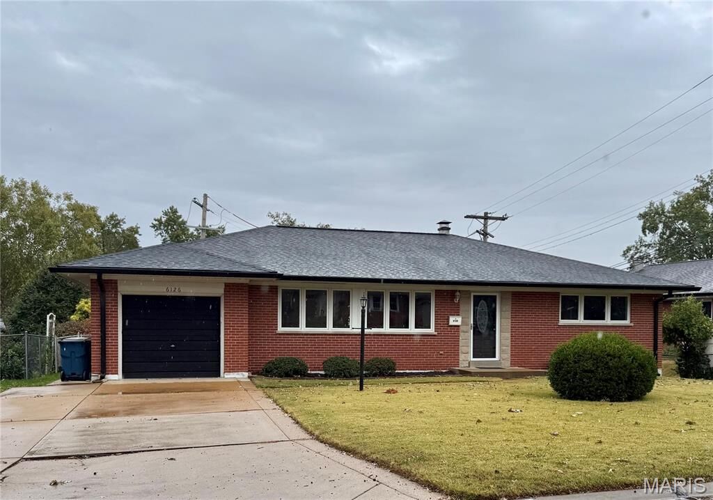 Property Photo:  6126 Savio Drive  MO 63123