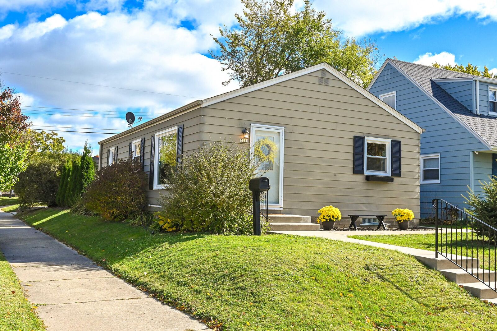 Property Photo:  3636 N 97th St  WI 53222