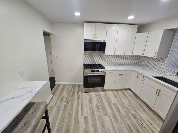 Property Photo:  4733 S 22nd St  WI 53221