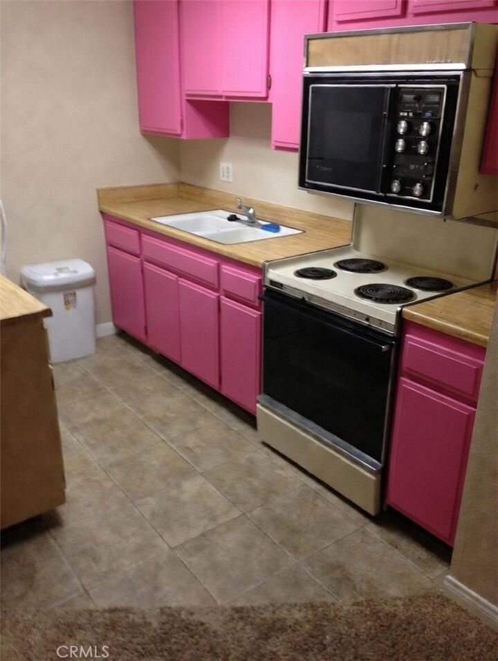 Property Photo:  5840 Benner 201  CA 90042 