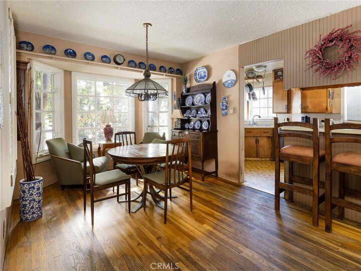 Property Photo:  329 East Maple Avenue  CA 90245