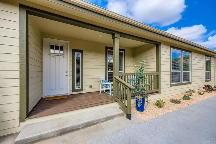 Property Photo:  28720 N Twin Oaks Valley Road  CA 92003
