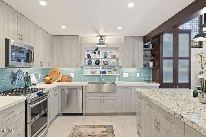 Property Photo:  5126 Terramar Way  CA 93035 