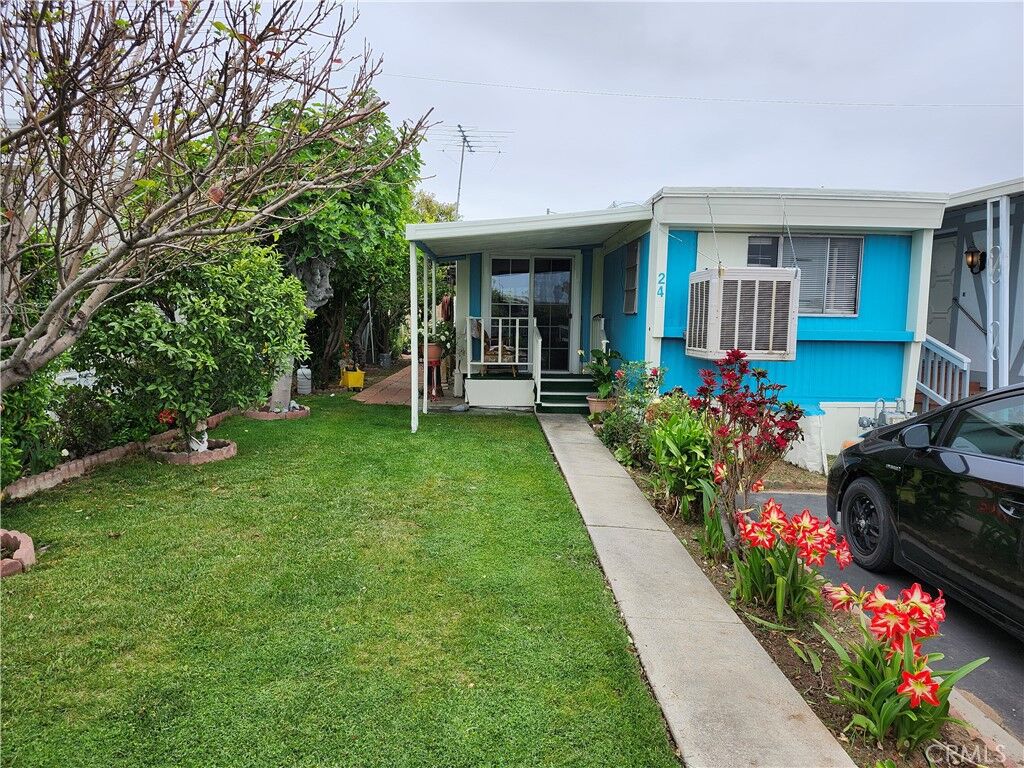 Property Photo:  185 Eucalyptus Avenue N 24  CA 92376