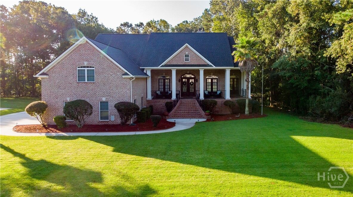 Property Photo:  525 Kelsall Drive  GA 31324 