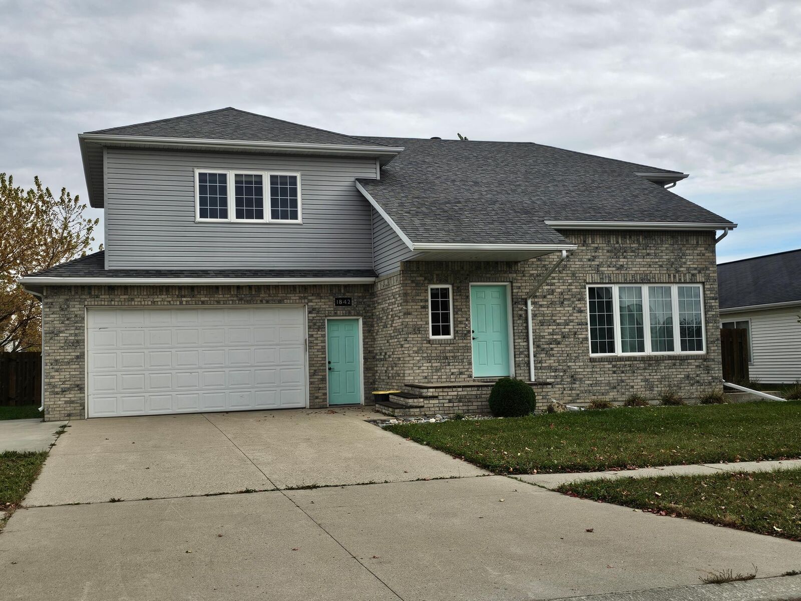 Property Photo: 1842 52nd Street S ND 58103