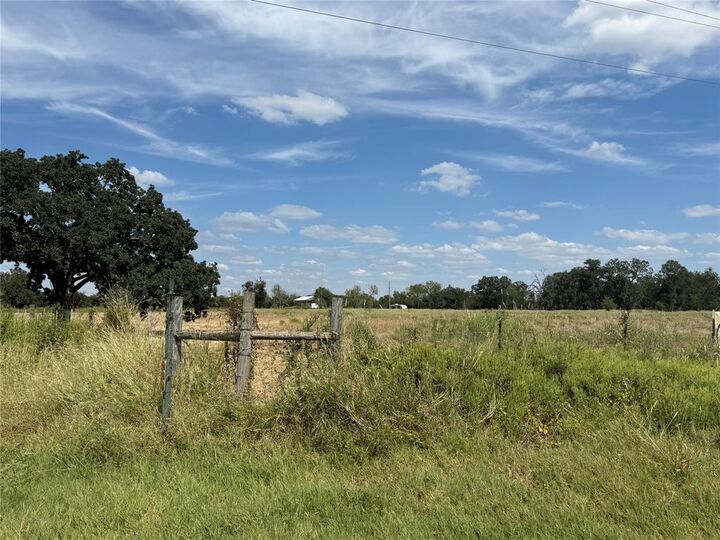 Photo de la propriété:  126 Cr 173B  TX 76661 