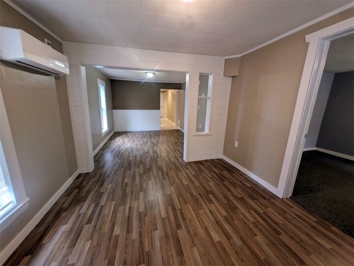 Property Photo: 304 Glines Court AR 72601