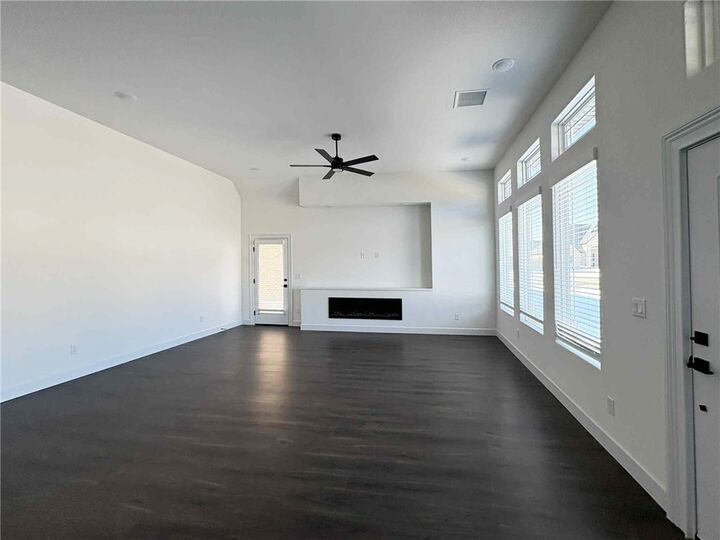 Property Photo: 3211 SW Lovely Lane AR 72713