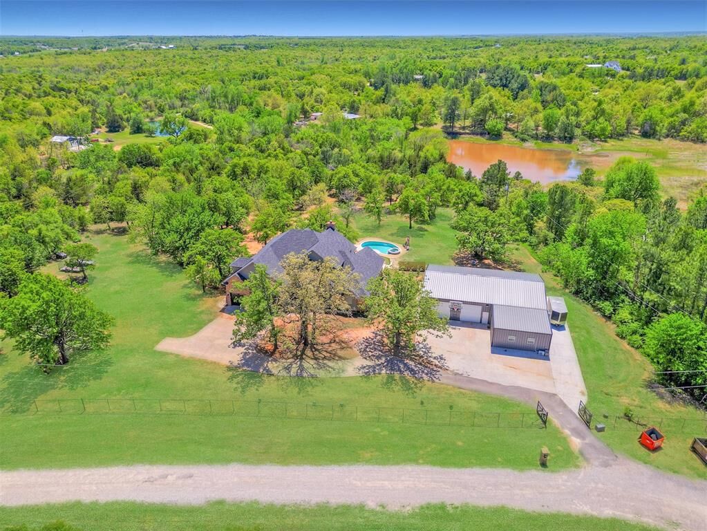 Property Photo:  17400 Pantera Avenue  OK 73020