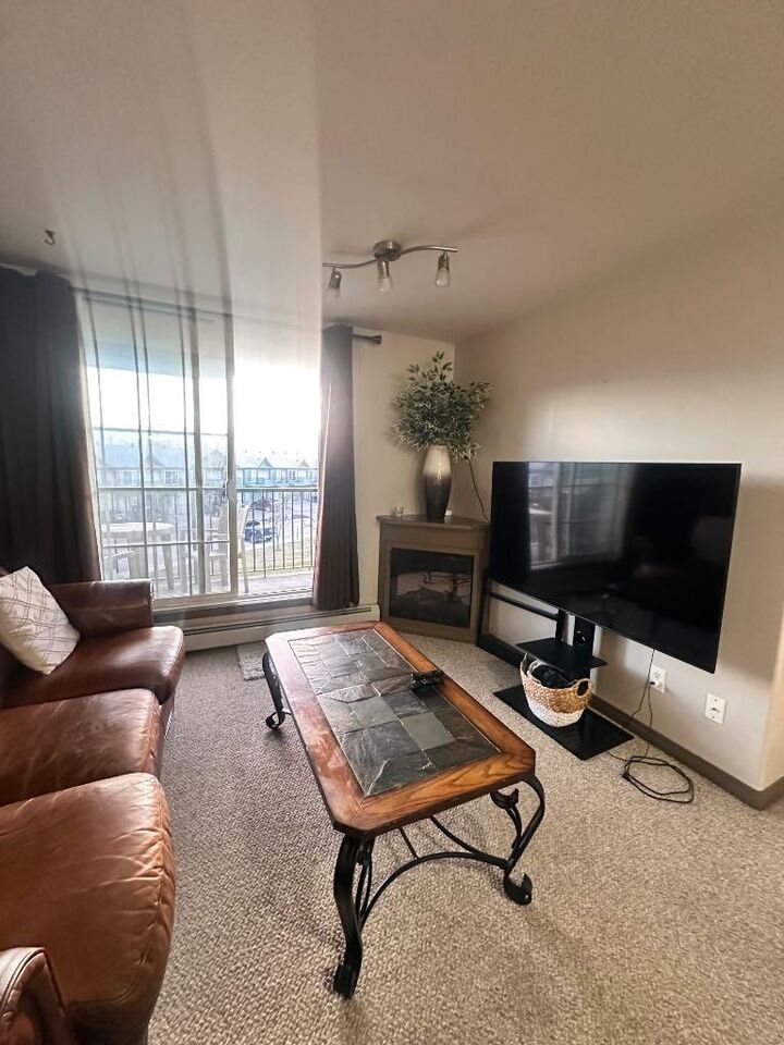 Property Photo: 200 Lougheed Drive 3309 AB T9K 2W3