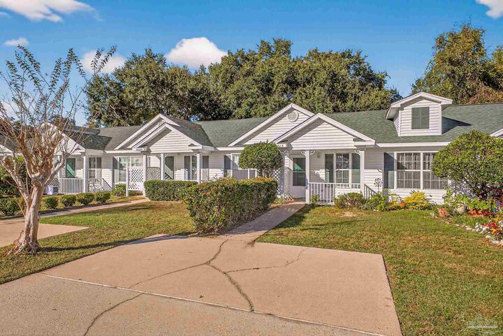 Property Photo:  8513 Nantucket Pl  FL 32514