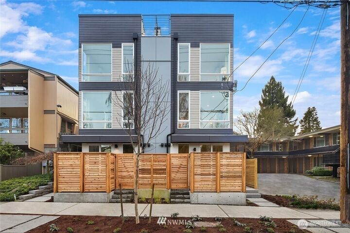Property Photo:  6539  4th Avenue NE  WA 98115