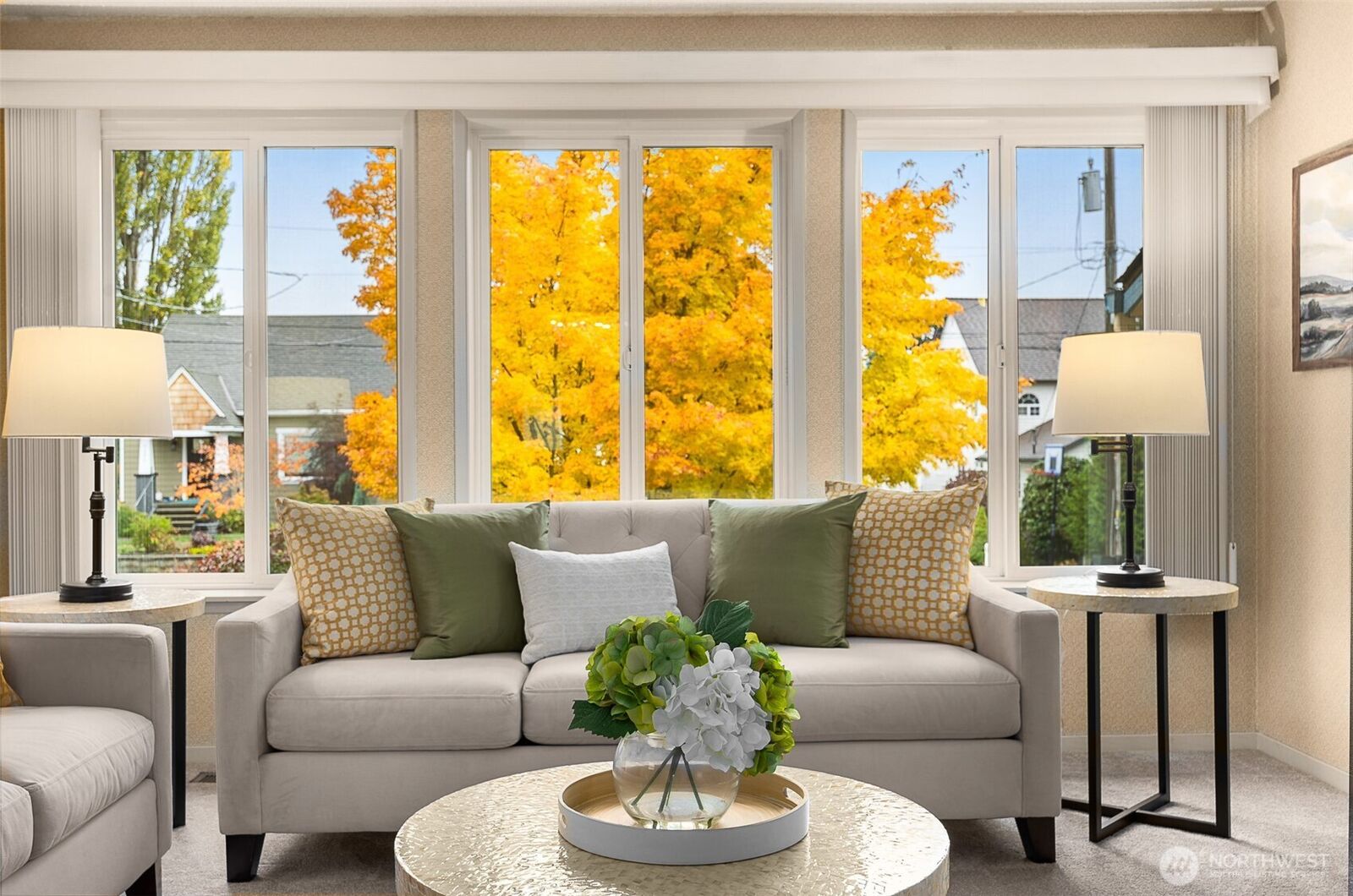 Property Photo:  9546  2nd Avenue NW  WA 98117