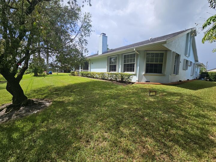 Property Photo:  2888 SE Pace Drive  FL 34984