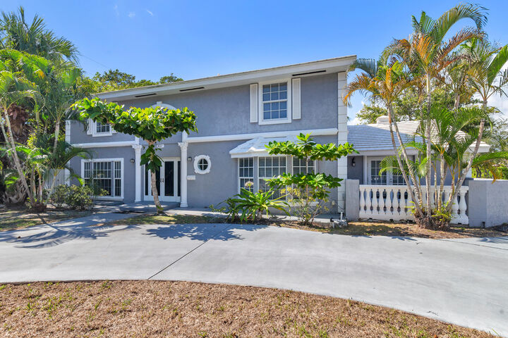 Property Photo: 3517 N Flagler Drive FL 33407