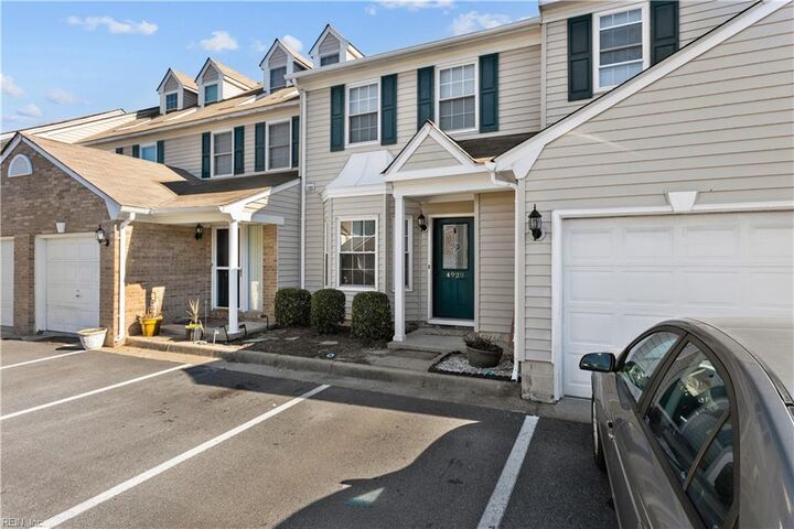 Property Photo:  4920 April Ave  VA 23464 