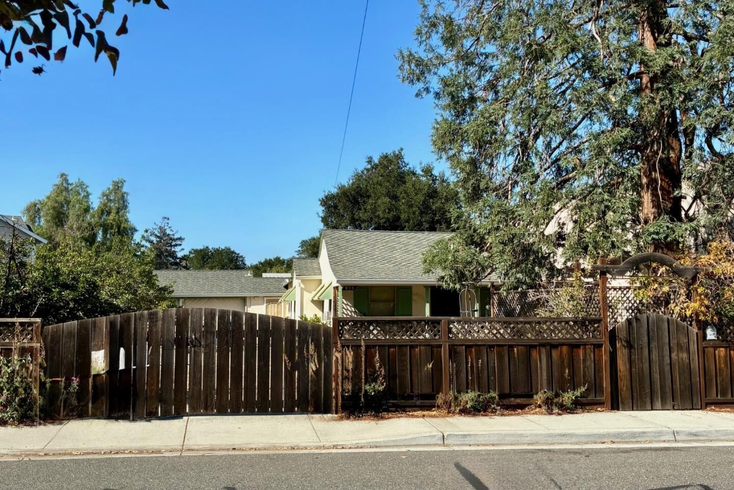 Property Photo:  935 South San Tomas Aquino Road  CA 95008