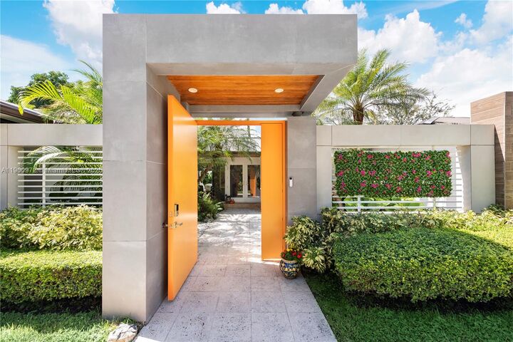 Property Photo:  11570 SW 72nd Ave  FL 33156