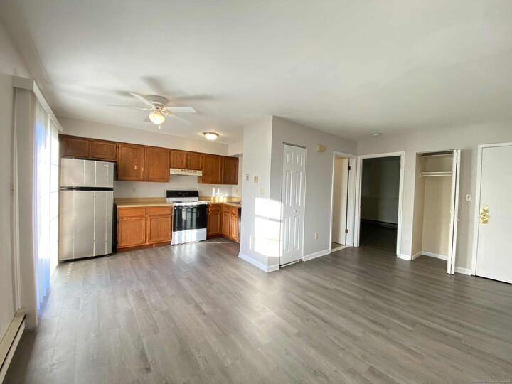 Property Photo:  99 Aspetuck Village 99  CT 06776