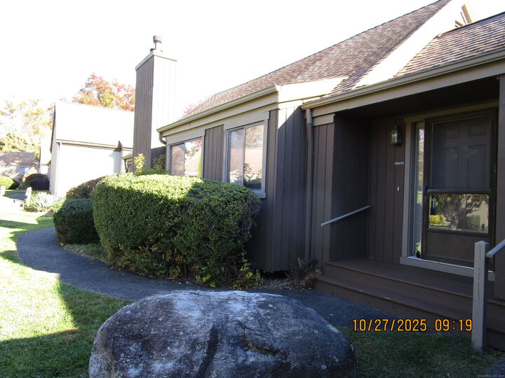 Property Photo: 619B Erie Lane 619B CT 06614