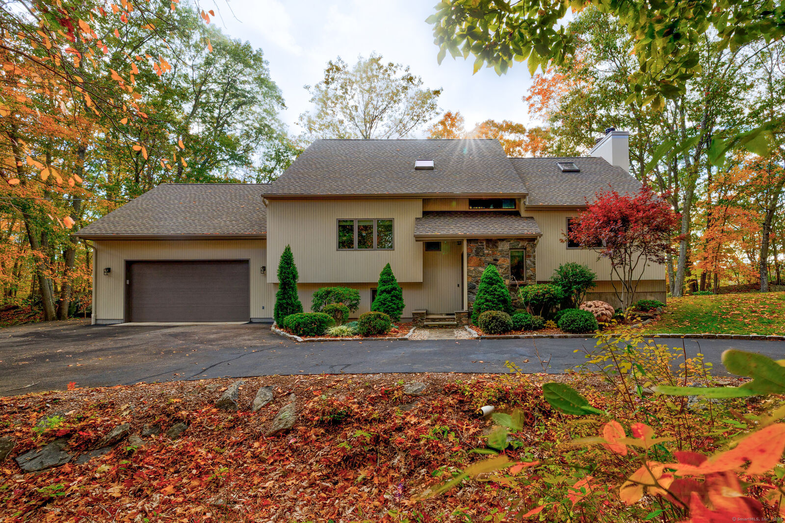 Property Photo:  201 Mulberry Point Road  CT 06437 