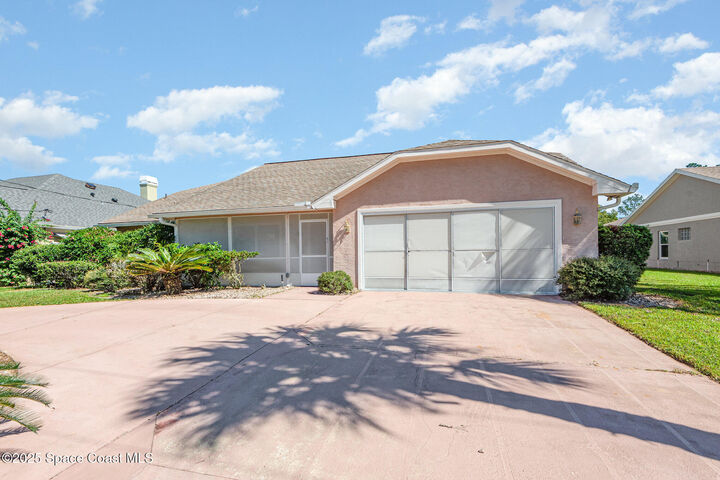 Property Photo:  156 Beachway Drive  FL 32137 