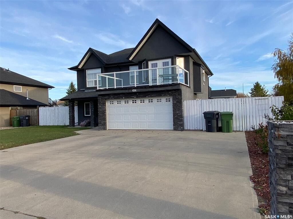 Photo de la propriété:  454 Darlington Street E  SK S3N 4A1
