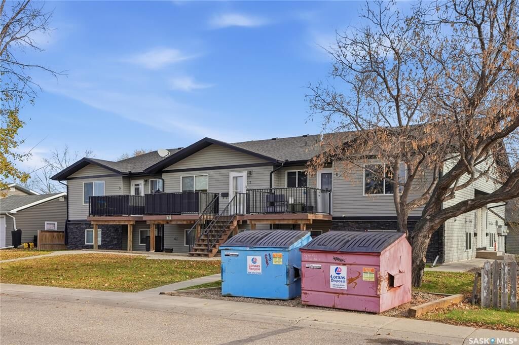 Property Photo:  29 1st Avenue N 5  SK S0K 2T0 