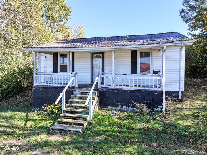 802 East Church Street  Greeneville TN 37743 photo