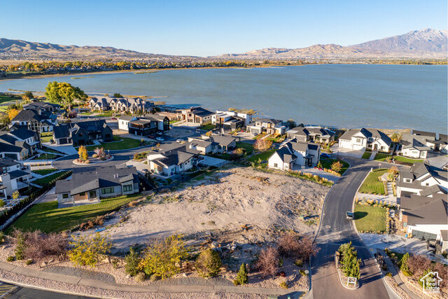 Property Photo: 262 E Bennett Ln 118 UT 84045