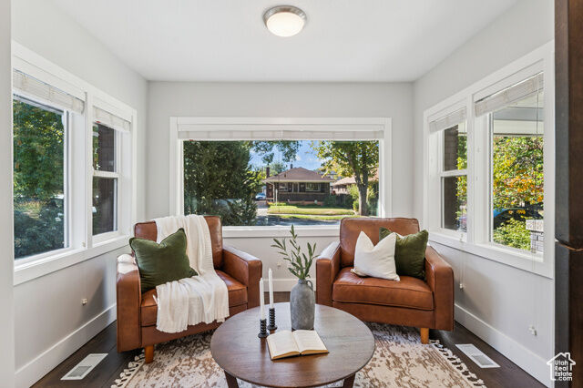 Property Photo: 1041 E Yale Ave S UT 84105