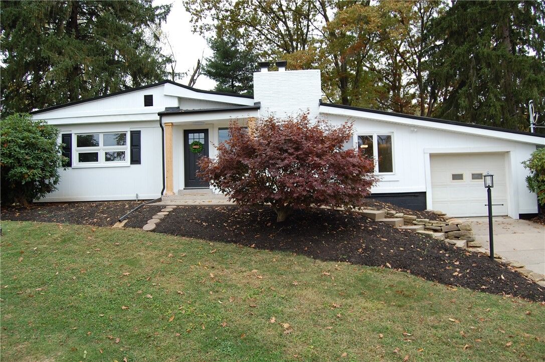 Property Photo:  687 Bower Hill Road  PA 15367