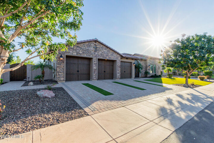 Property Photo:  3305 E Kenwood Street  AZ 85213 