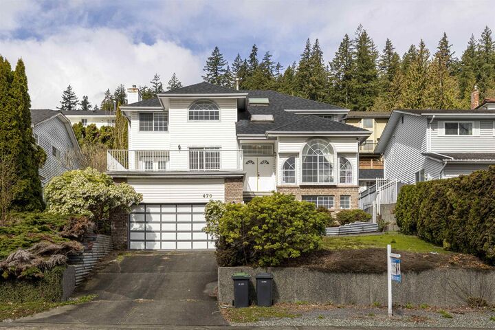 470 Riverview Crescent — photo 1