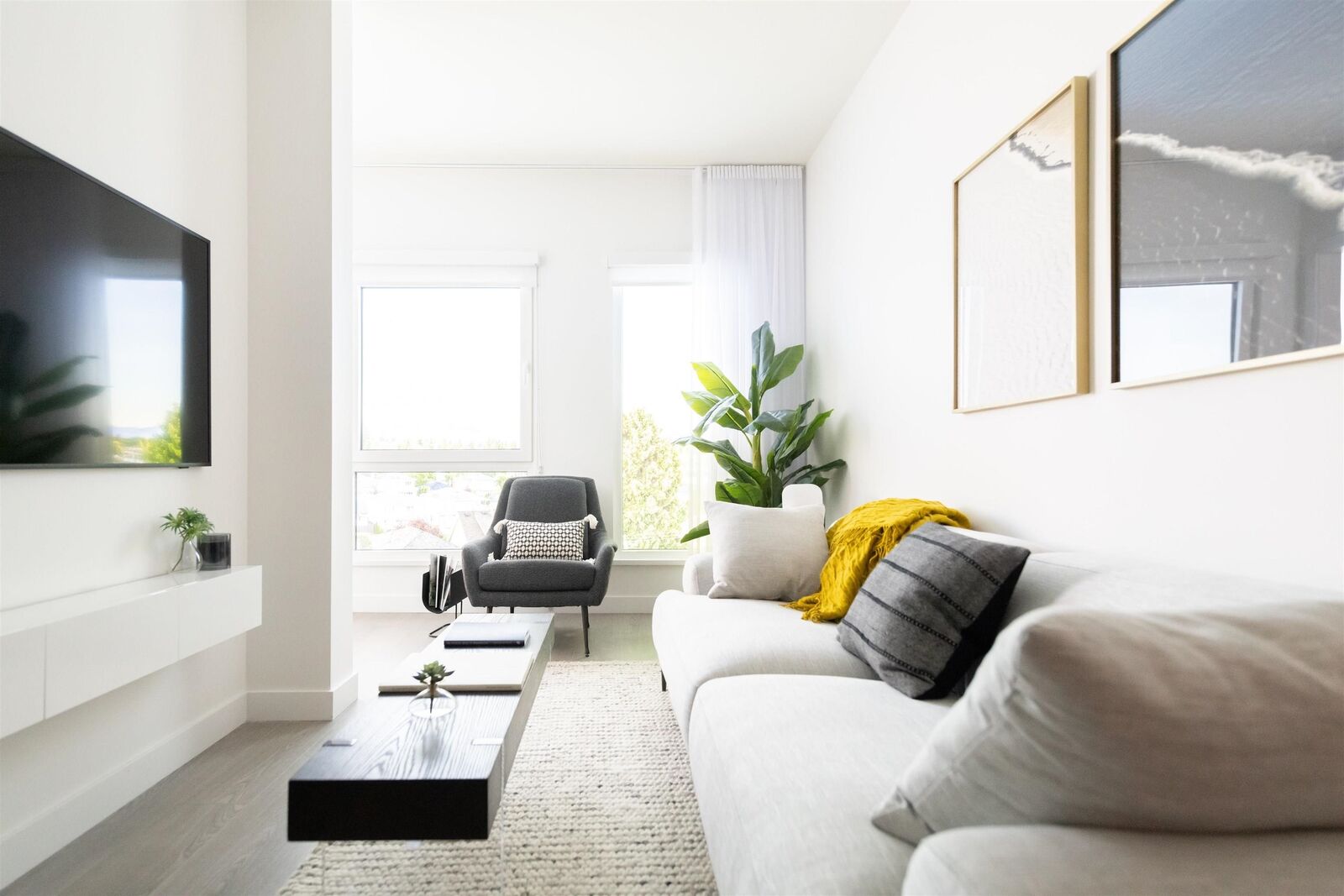 Property Photo: 203-263 W 49th Avenue 319 BC V5Y 2Z8