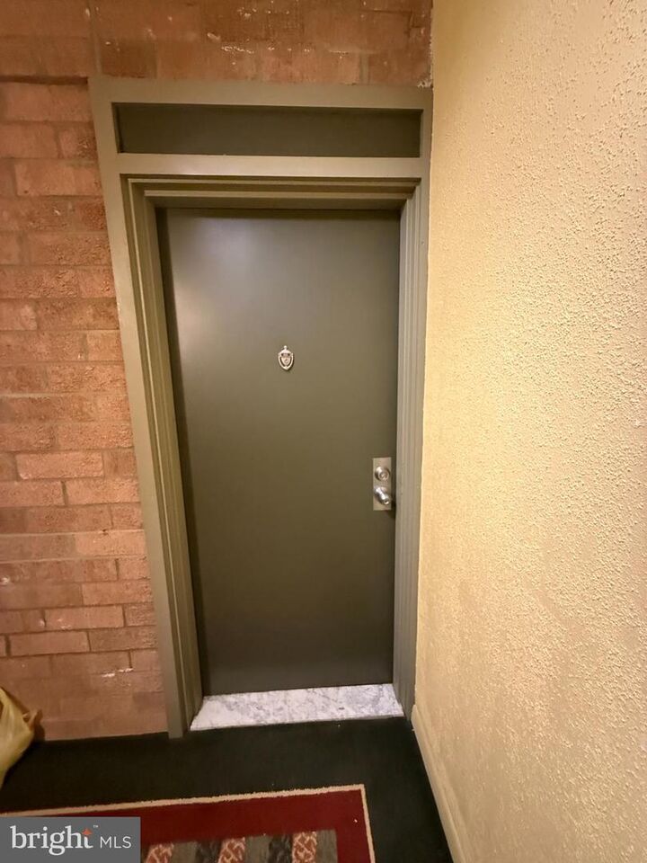 Property Photo: 3101 S Manchester Street 415 VA 22044