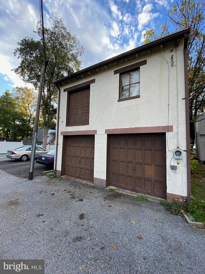 Property Photo:  129 Hamilton Avenue  PA 17401 