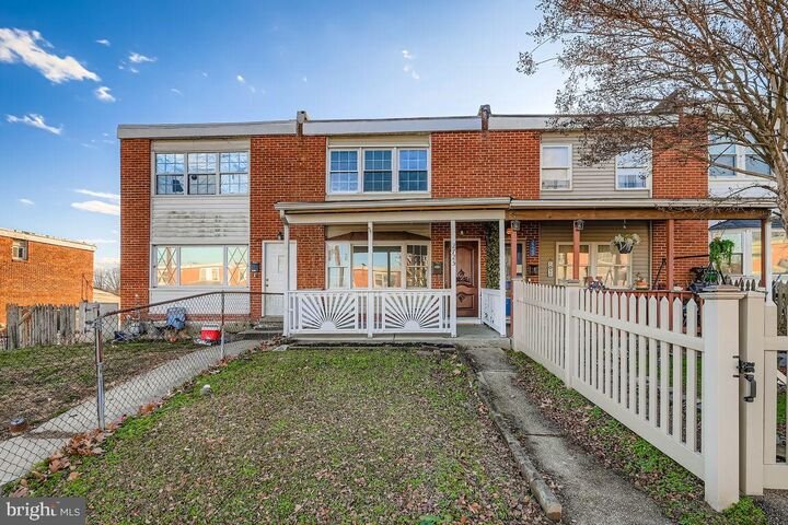 Property Photo:  2725 Yarnall Road  MD 21227 