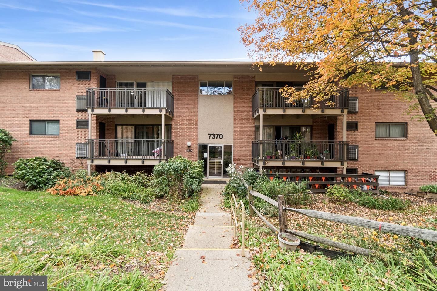 Property Photo: 7370 Lee Hwy 204 VA 22046