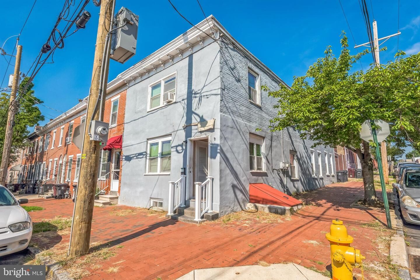 Property Photo:  201 S Van Buren Street  DE 19805