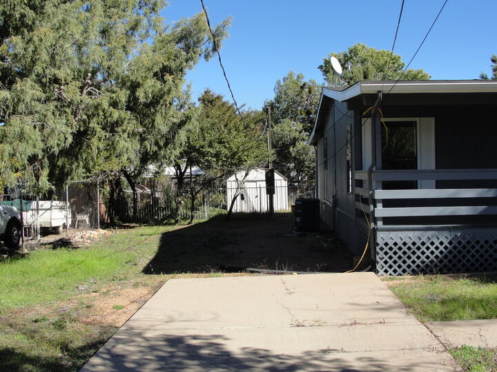Property Photo:  8065 W Gunsight Ridge  AZ 85541
