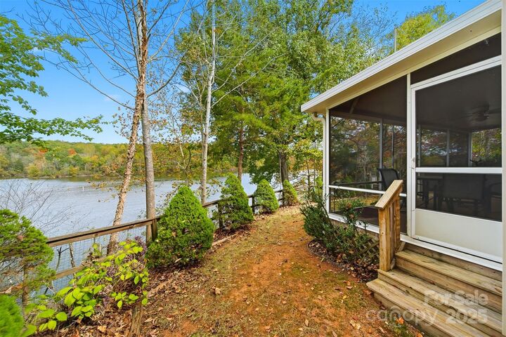 Property Photo: 4247 Laurel Hill Road NC 28610