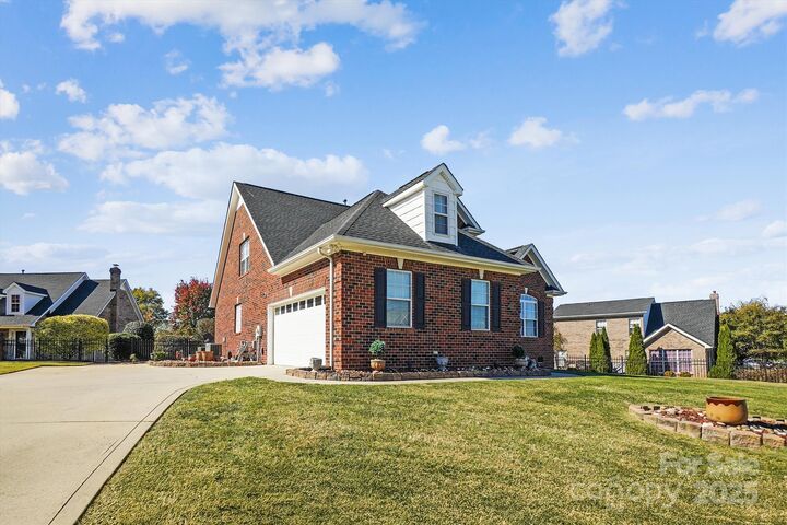 842 Treva Anne Drive SW  Concord NC 28027 photo