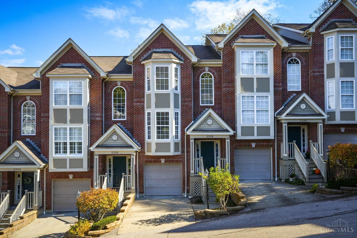 Property Photo:  5308 Reserve Circle  OH 45230