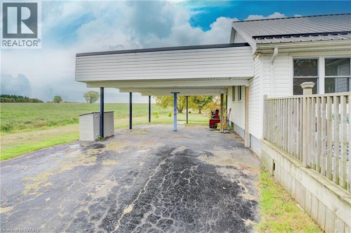 Photo de la propriété:  4074 Highway 3  ON N3Y 4K4